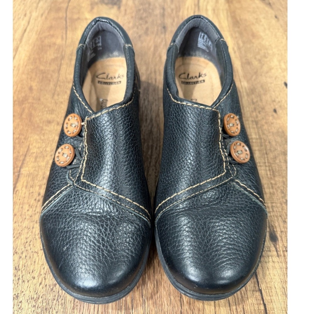 Clarks Collection‎ Women Black Leather Button Slip On Shoes Comfort Size 6.5